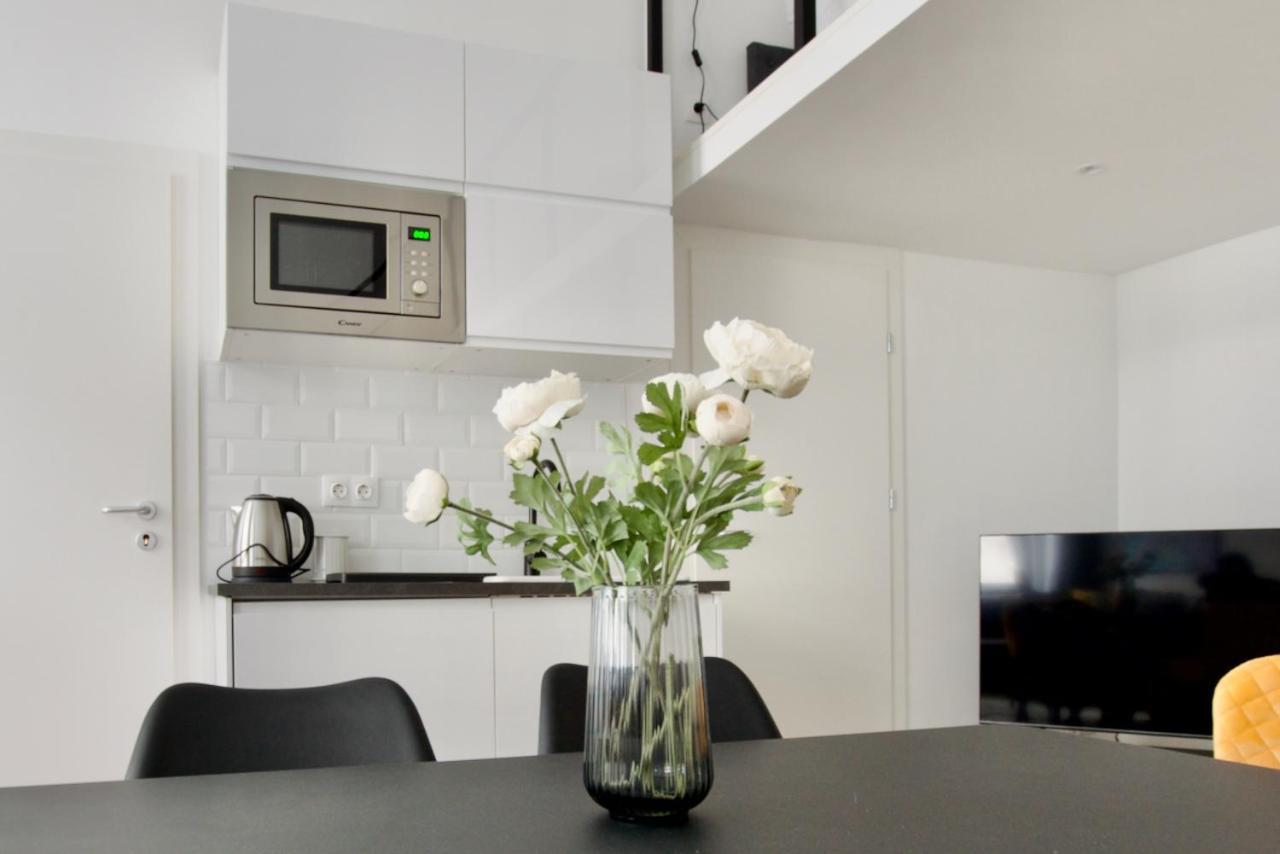 Premium Apartment By Hi5- Brody Street Budapeste Exterior foto